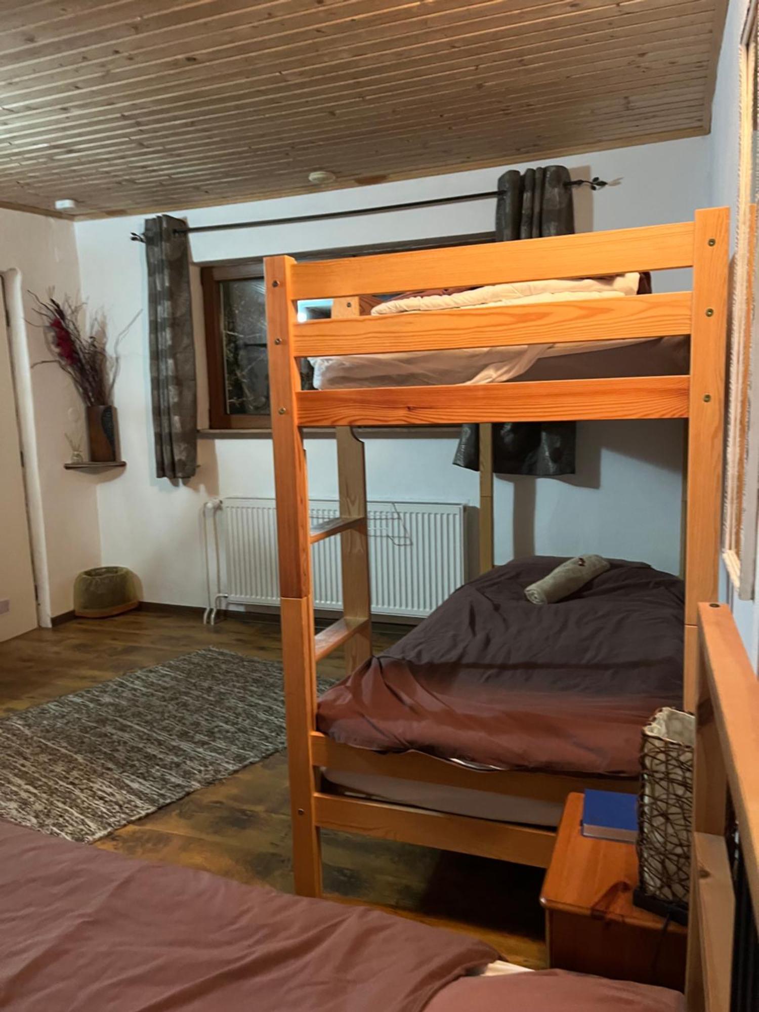 Mikulas Guest House Ліптовський Мікулаш Екстер'єр фото
